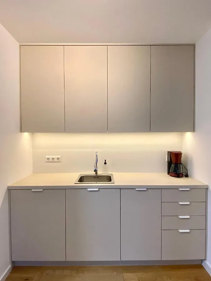 Modern Studio Gardenia_Gartenwohnung Alte Donau Wiedeń Austria